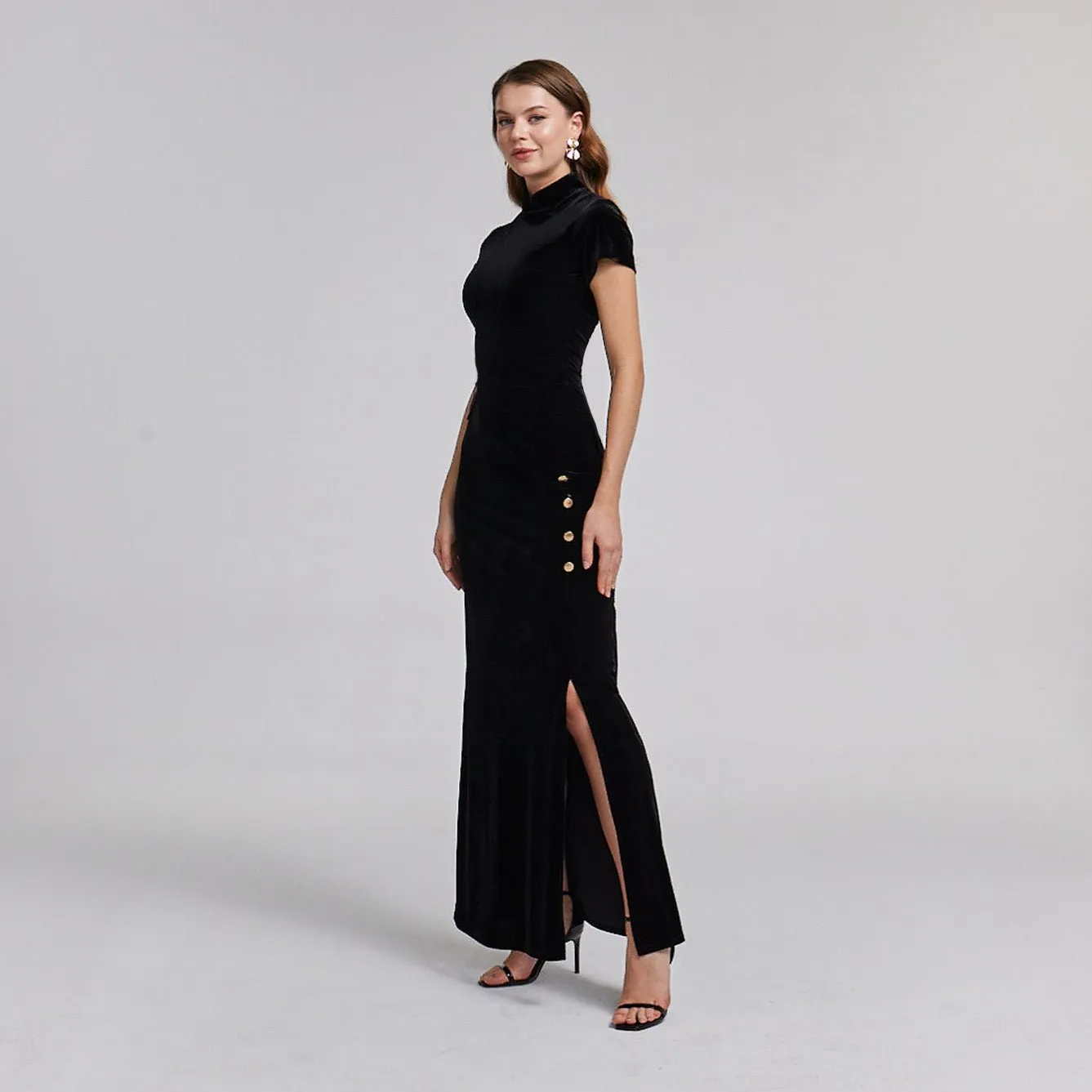 Black Short Sleeve Velvet Maxi Dress