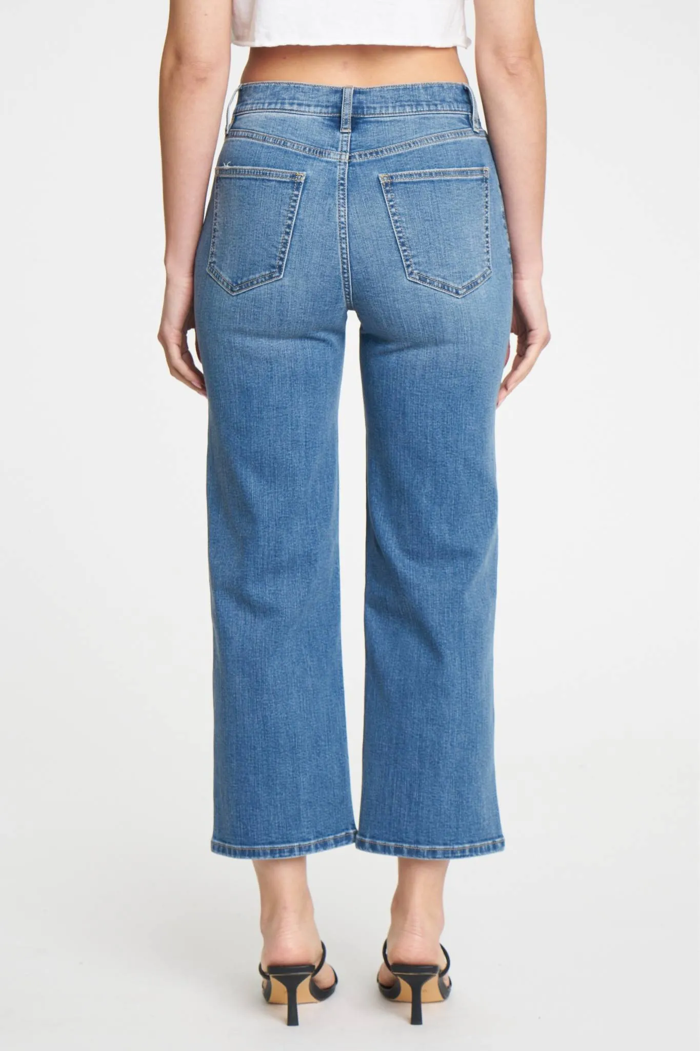 Eunina Dawn Wide Leg Jeans in Aliso