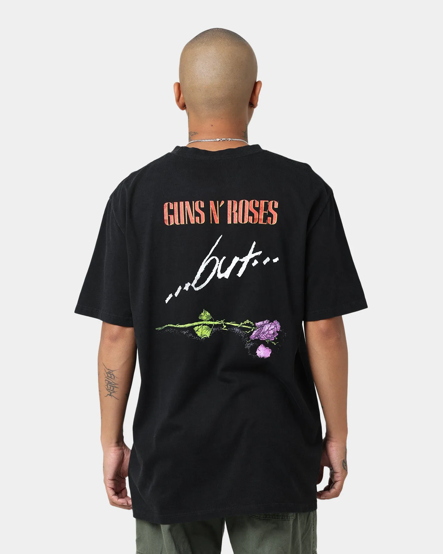 Guns N Roses She Used To Love Me T-Shirt Washed Black