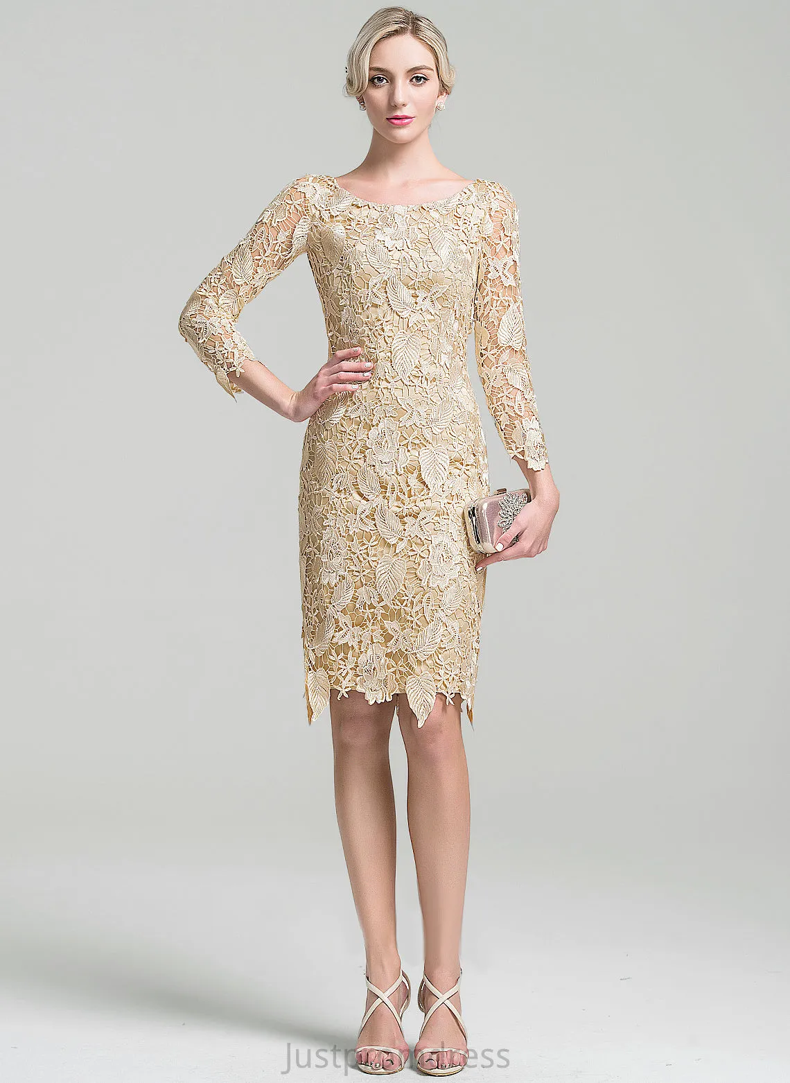 Mother Scoop Dress Bride Knee-Length Brynlee Mother of the Bride Dresses of the Lace Neck Sheath/Column