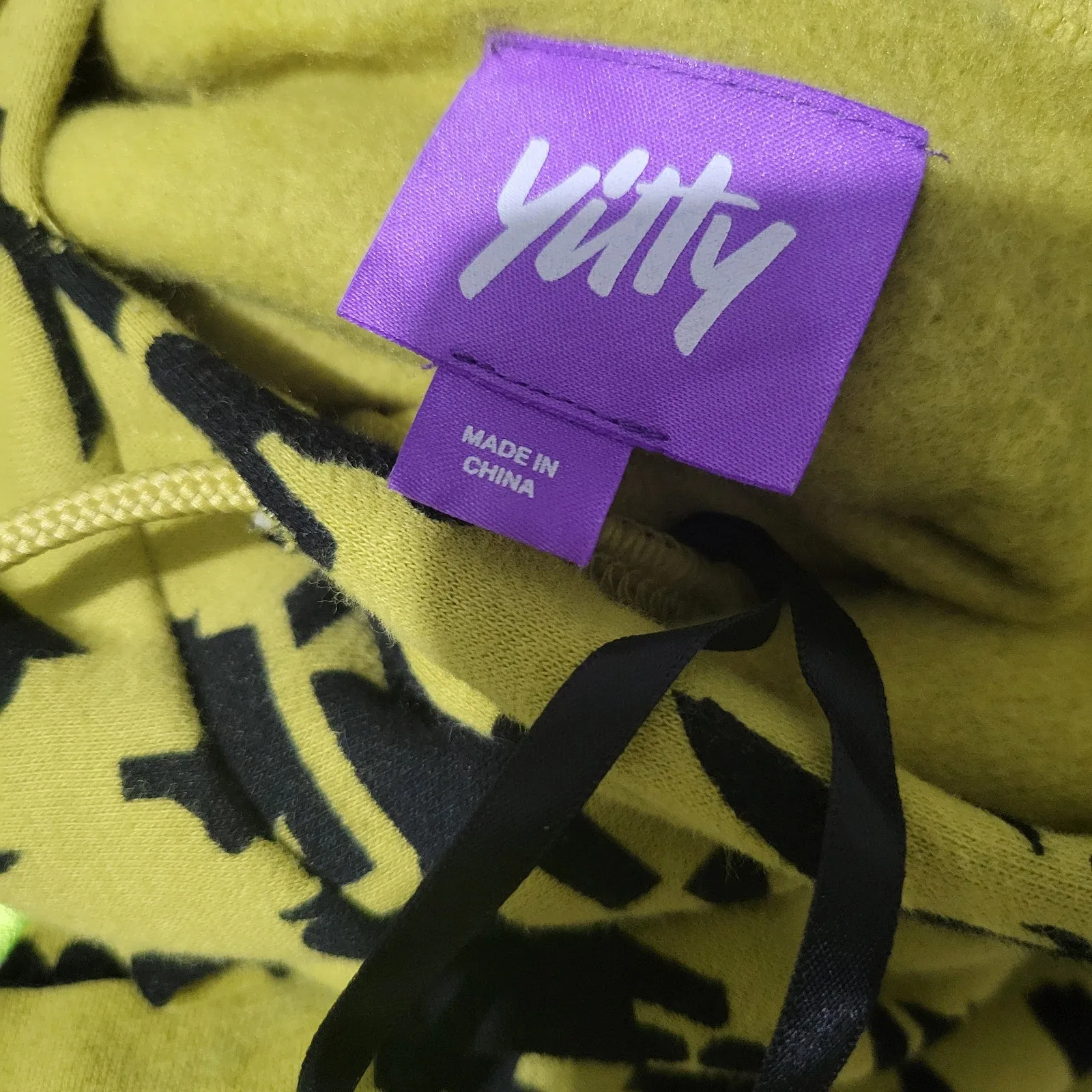 Yitty Major Label Oversized Hoodie Yellow Fleece Lizzo Sweatshirt Top Long Sleeves Hood Size Medium